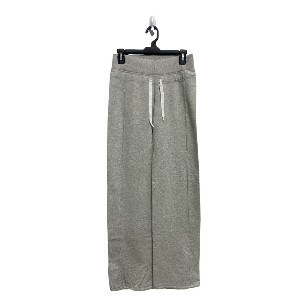 Lululemon light Gray Yoga pants